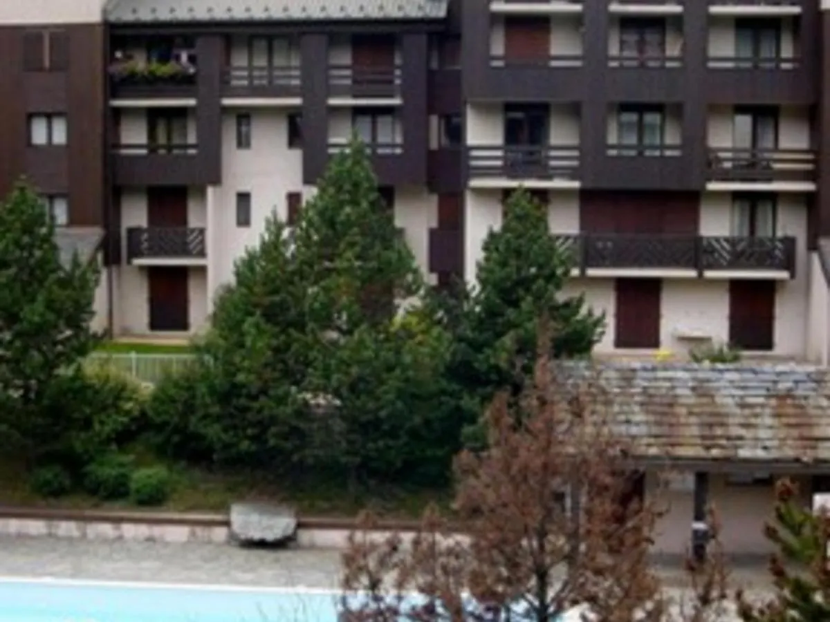 Appartement Cosy Avec Piscine Et Proche Funiculaire A Bourg-Saint-Maurice, 4 Pers, Balcon Sud - Fr-1-411-643