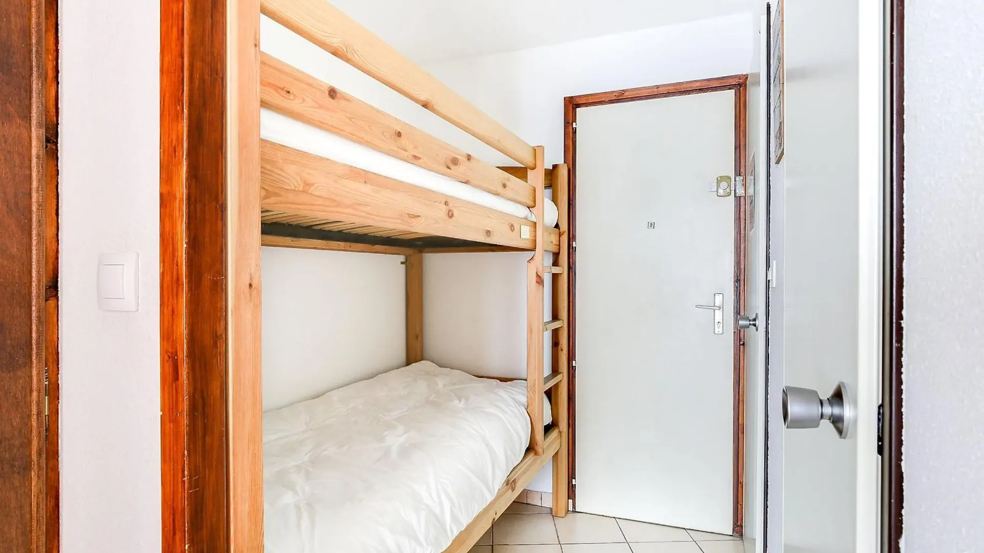 Apartment Appartement Cosy Avec Piscine Et Proche Funiculaire A Bourg-Saint-Maurice, 4 Pers, Balcon Sud - Fr-1-411-643